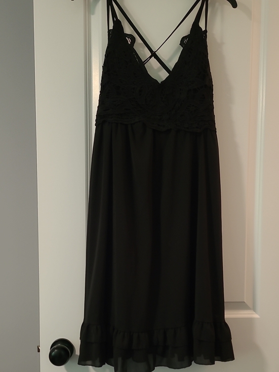 Amazon Dresses & Skirts - Amazon Black Lace Bodice Midi Dress with Spaghetti Straps